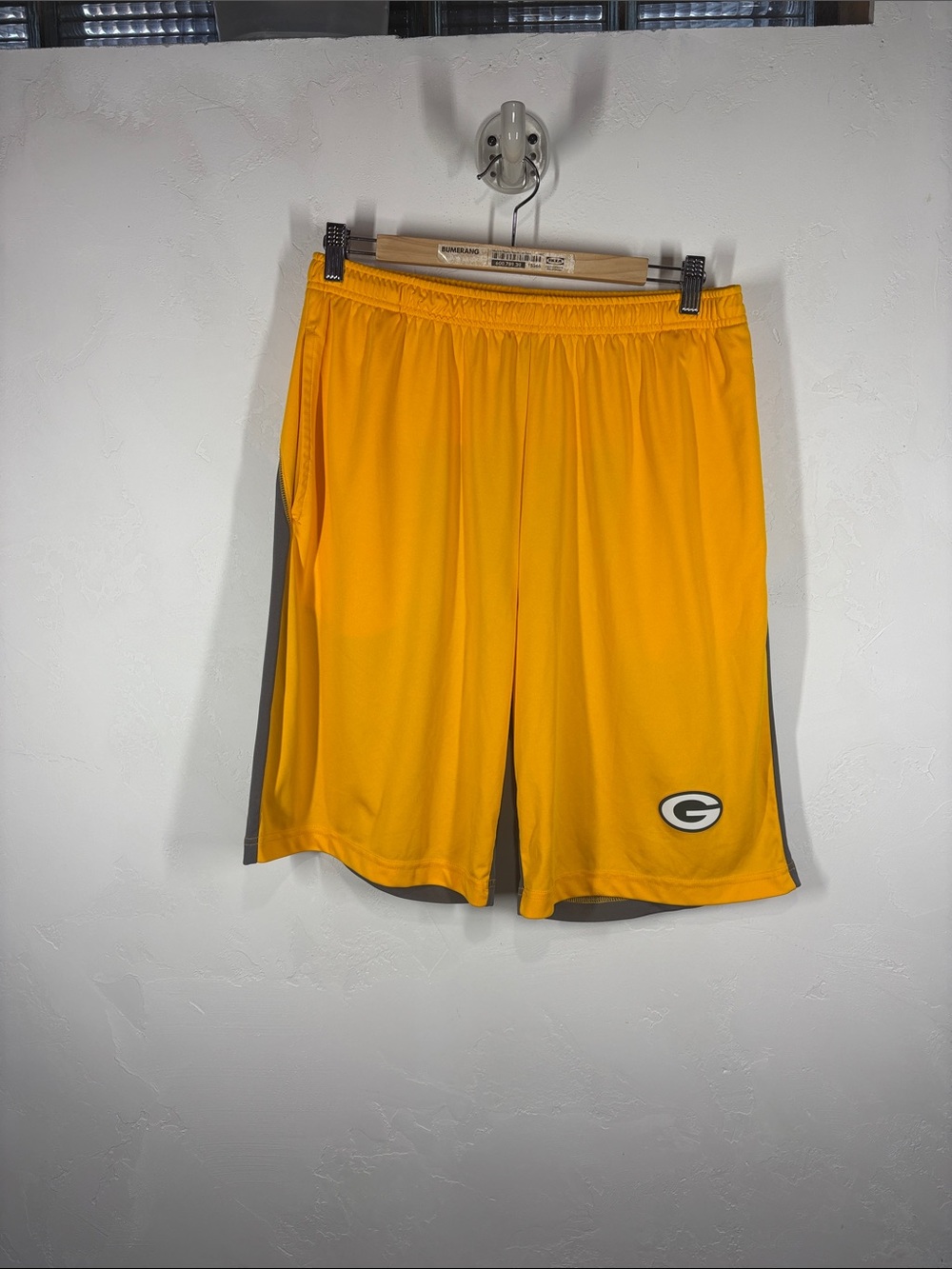 NFL Majestic Green Bay Packers shorts size medium